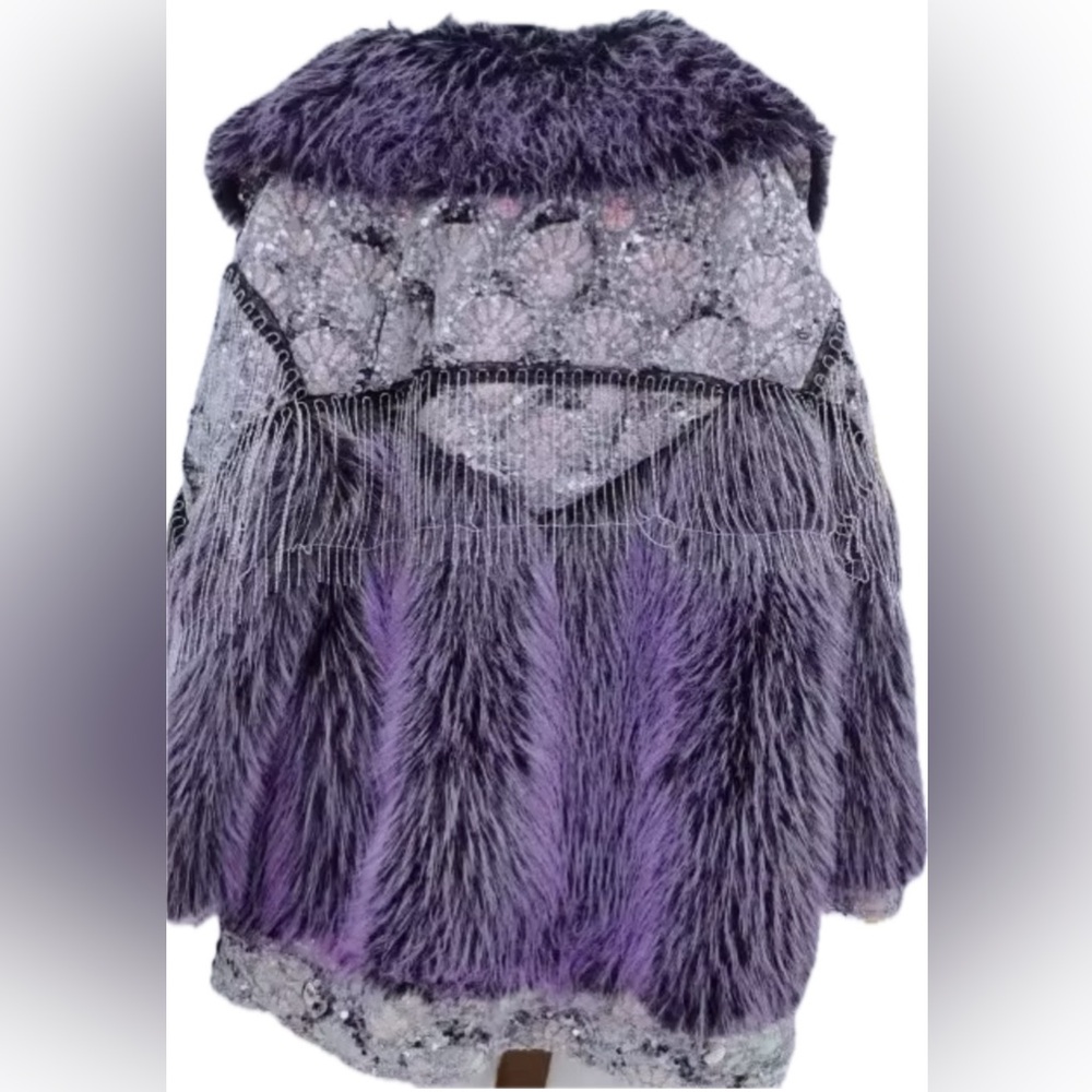 🌺AVAILABLE NOW🌺Faux Fur Sequin Silver Tassel Drop Waist Winter Coat - Picture 2 of 4